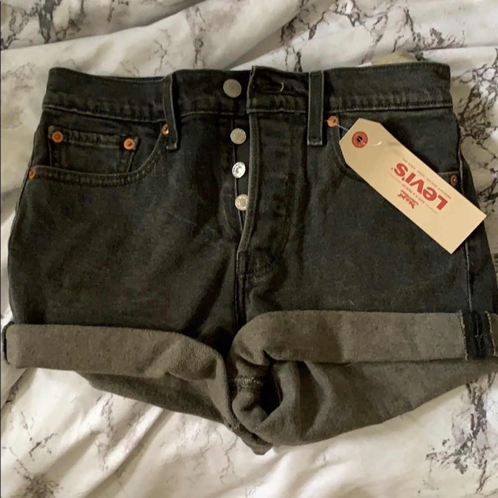 Nwt Levi shorts